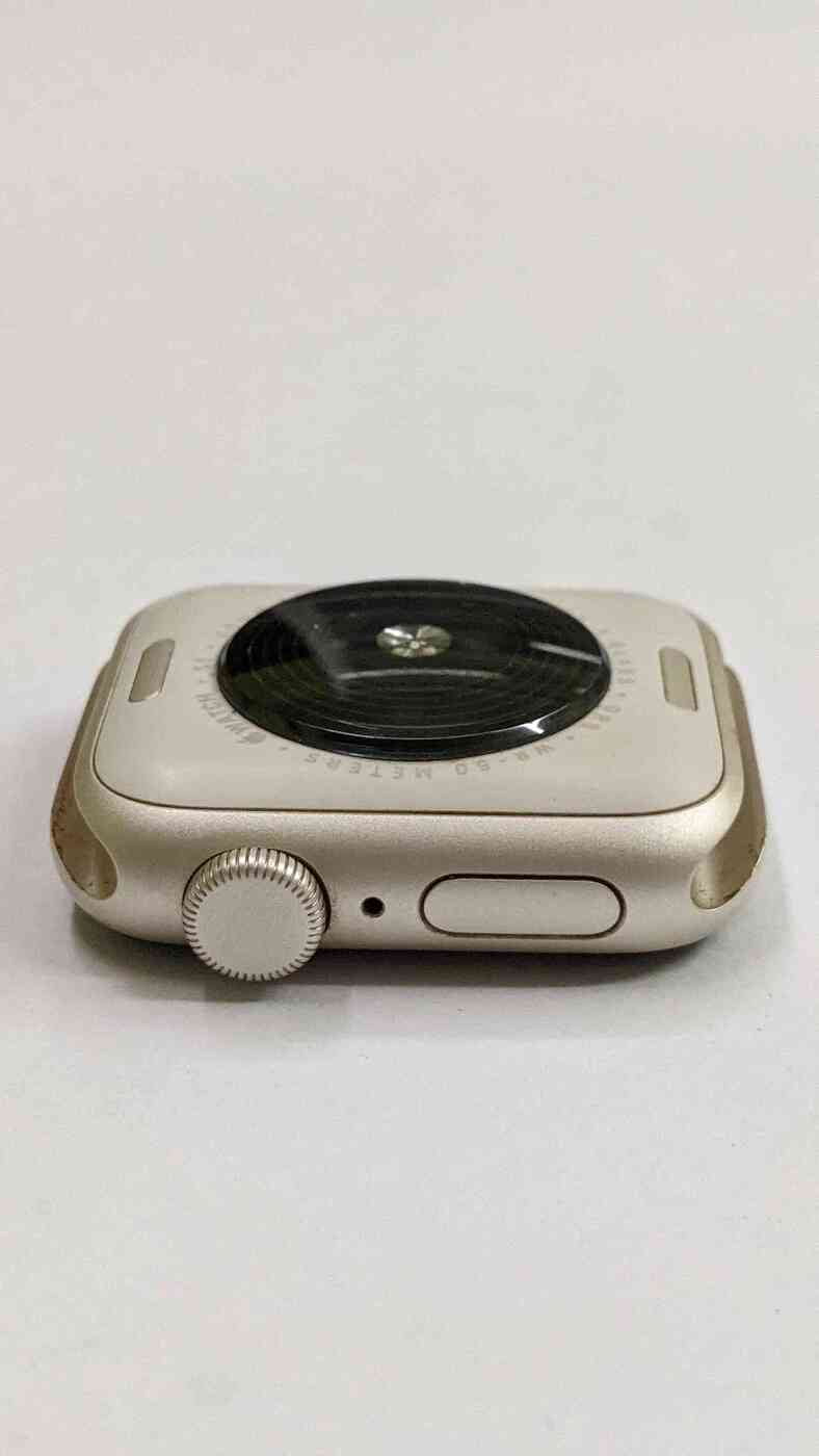 Apple Watch Series SE 2 2022 40mm Aluminum GPS