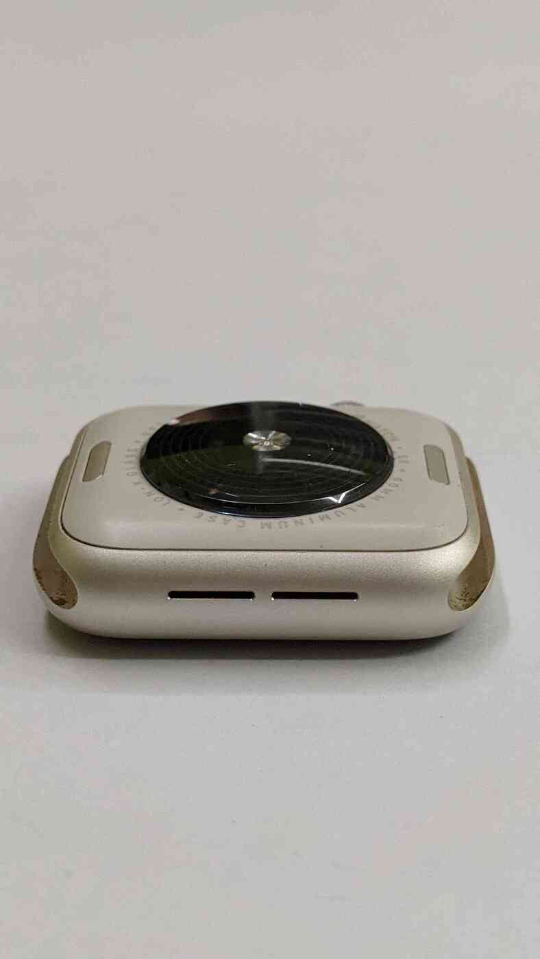 Apple Watch Series SE 2 2022 40mm Aluminum GPS